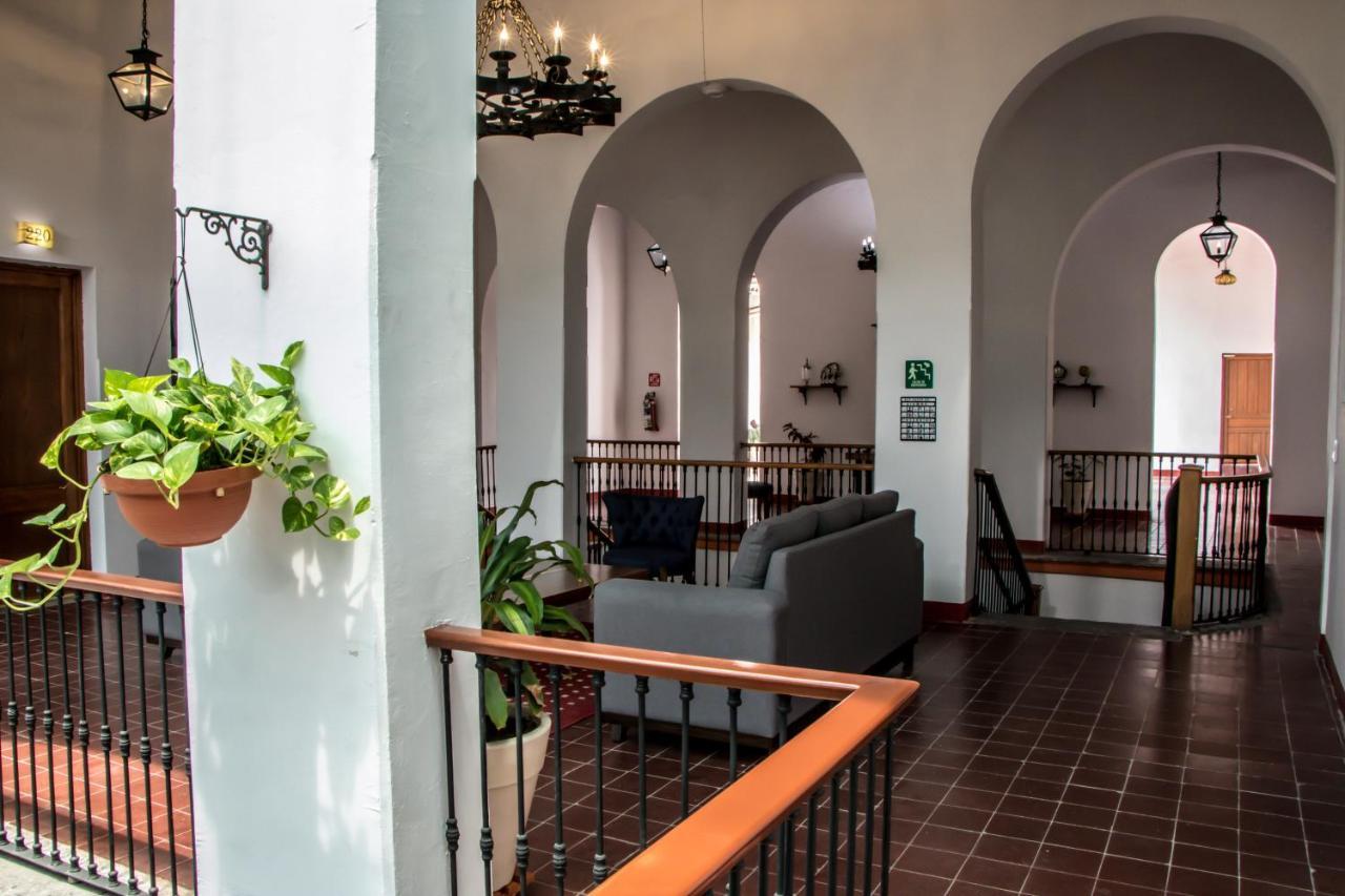 Hotel Real De Castilla Colonial Guadalajara Buitenkant foto