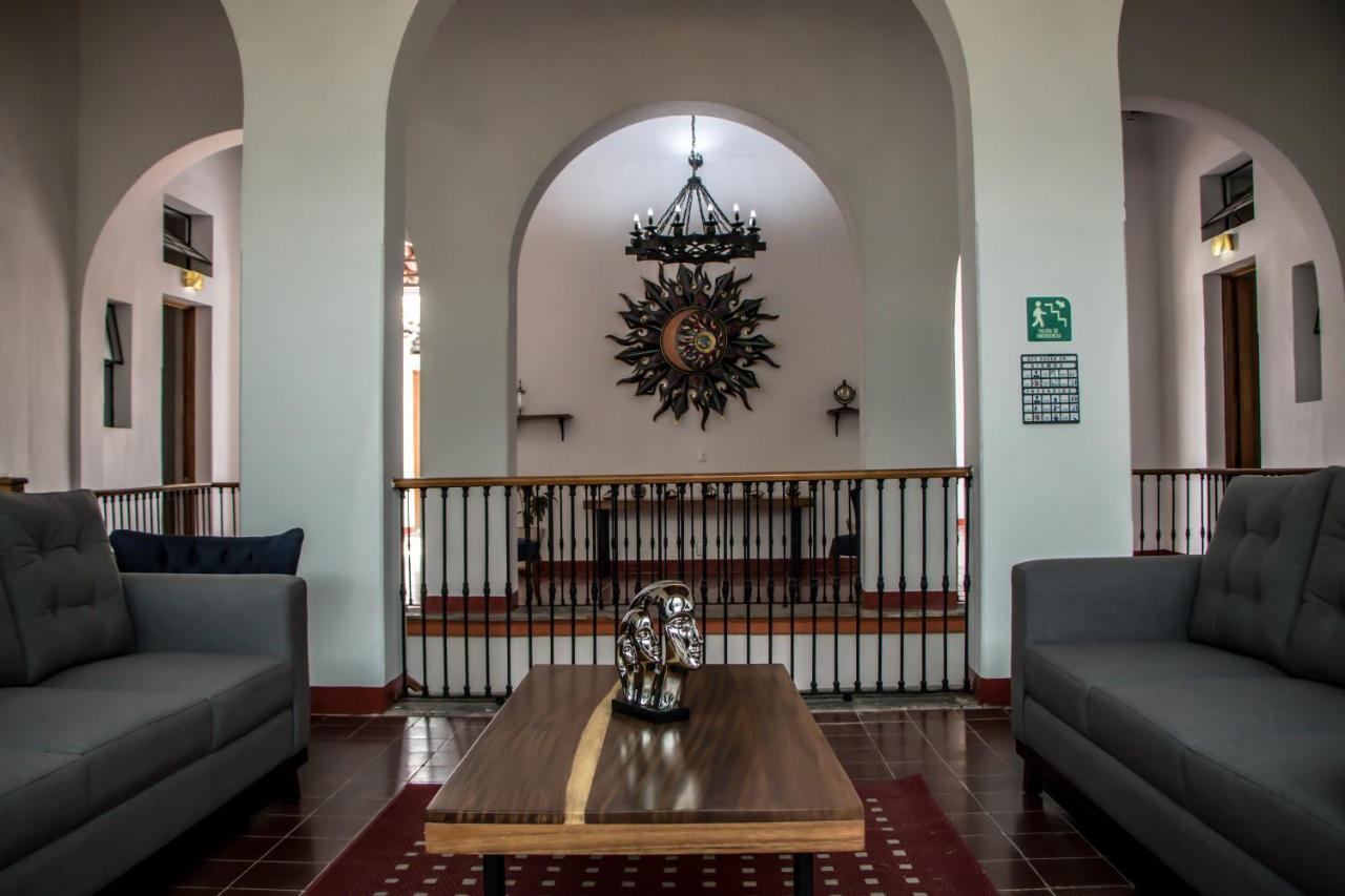 Hotel Real De Castilla Colonial Guadalajara Buitenkant foto