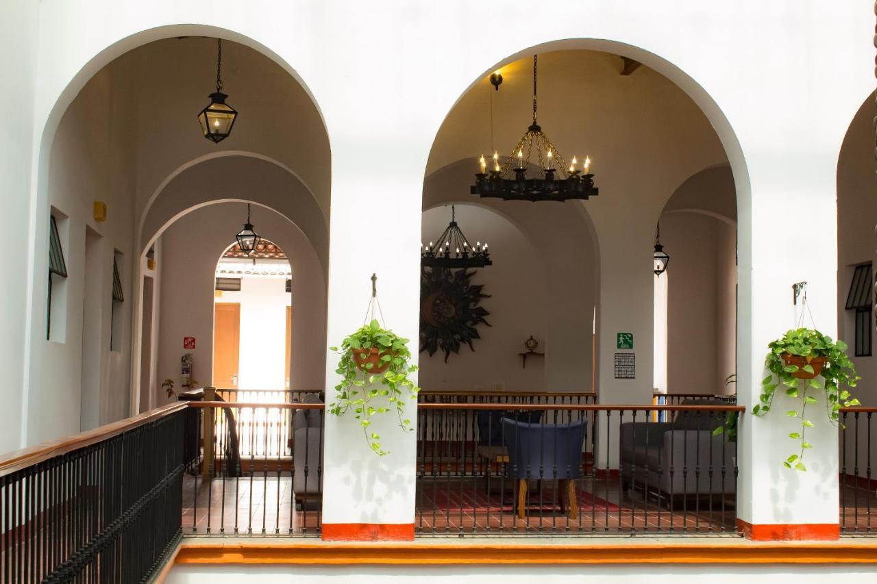 Hotel Real De Castilla Colonial Guadalajara Buitenkant foto